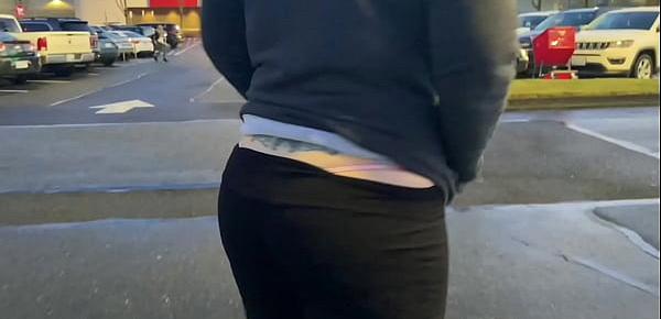  Mom Out In Public Shopping with a Fat Booty Whale Tail